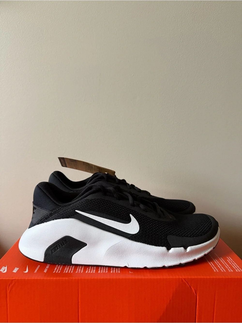 Nike Flex Train Black White HV9981-003 Women’s Size 10